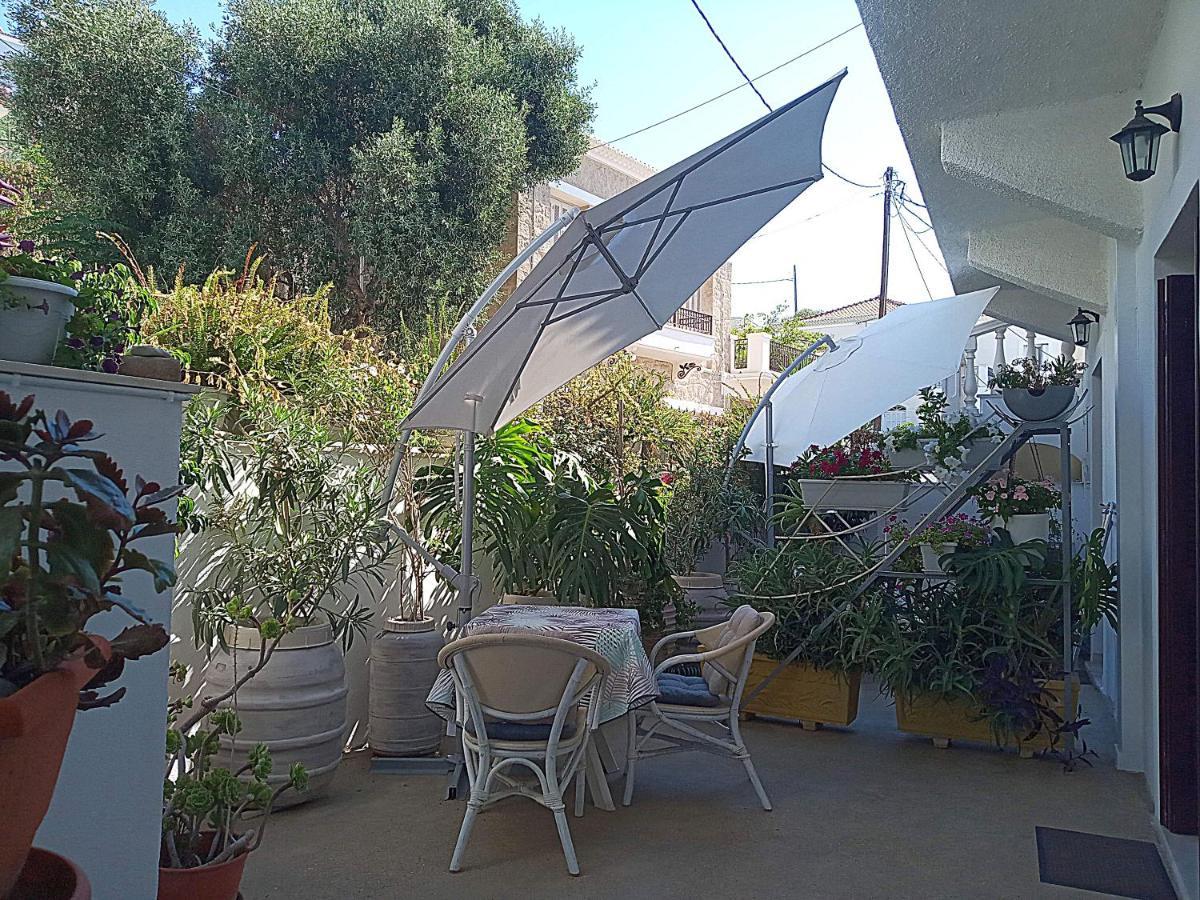 Pension Filitsa Pylos Esterno foto